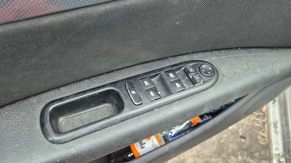 Peugeot 407 combi 2,0HDi 100kw - 10