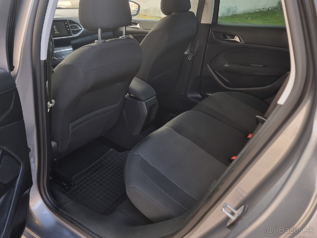 Peugeot 308sw 1.6HDI - 10