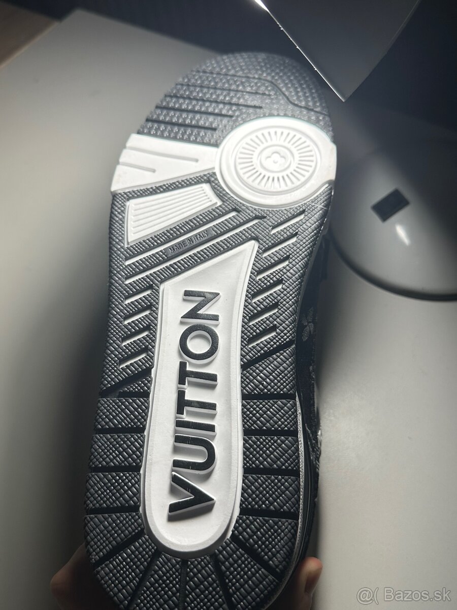 LV trainer topánky čierno biele 44 - 10