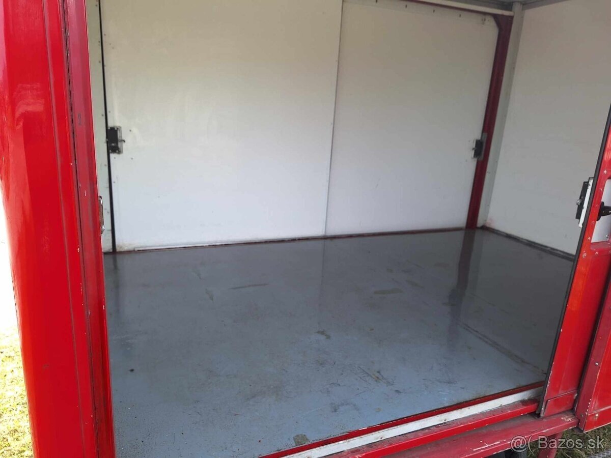 Mercedes Benz Sprinter - 10