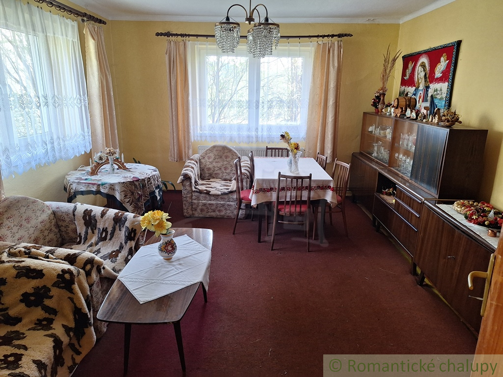 Rodinný dom v pokojnom prostredí na okraji obce Klokočov - 10