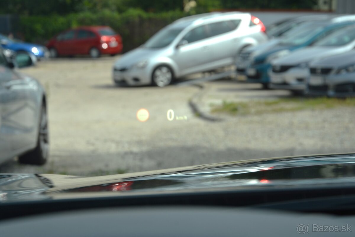 BMW rad 7 3.00 xDrive SR voz, B&O hudba, TOP výbava - 10