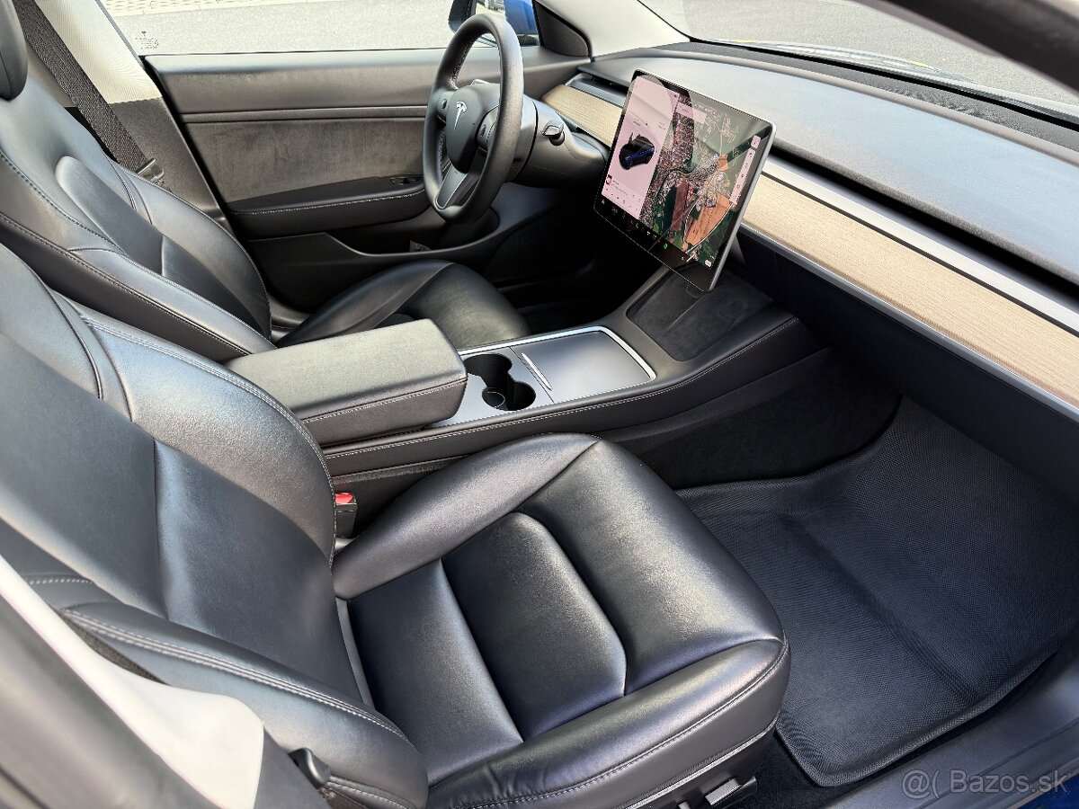 Tesla Model 3 SR+ - 10