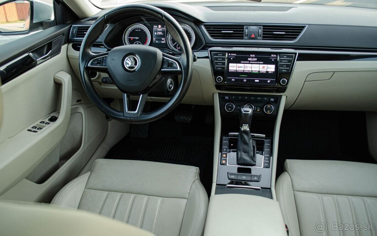 Škoda Superb Combi L&K 2.0 TDI DSG - 10