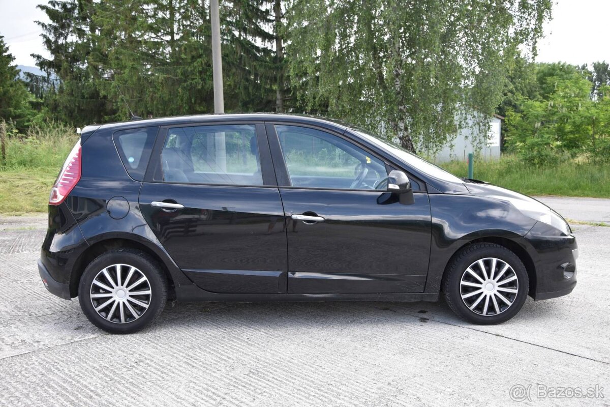 Renault Grand Scénic - 10