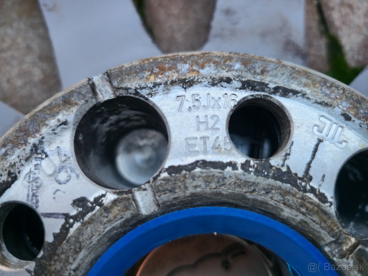 Hliníkové disky Audi 5x112 R16 + zimné pneu 205 55 R16 - 10