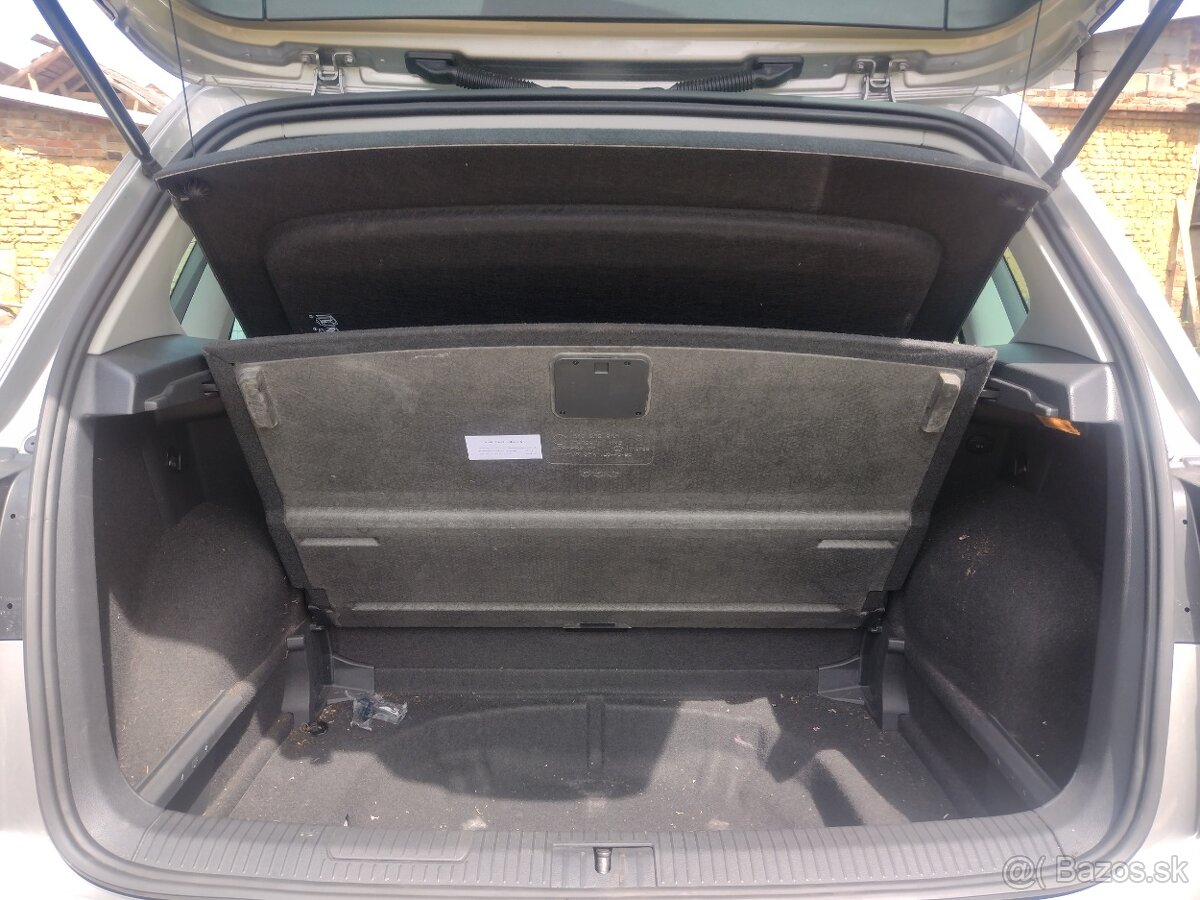 VW Golf sportsvan - 10