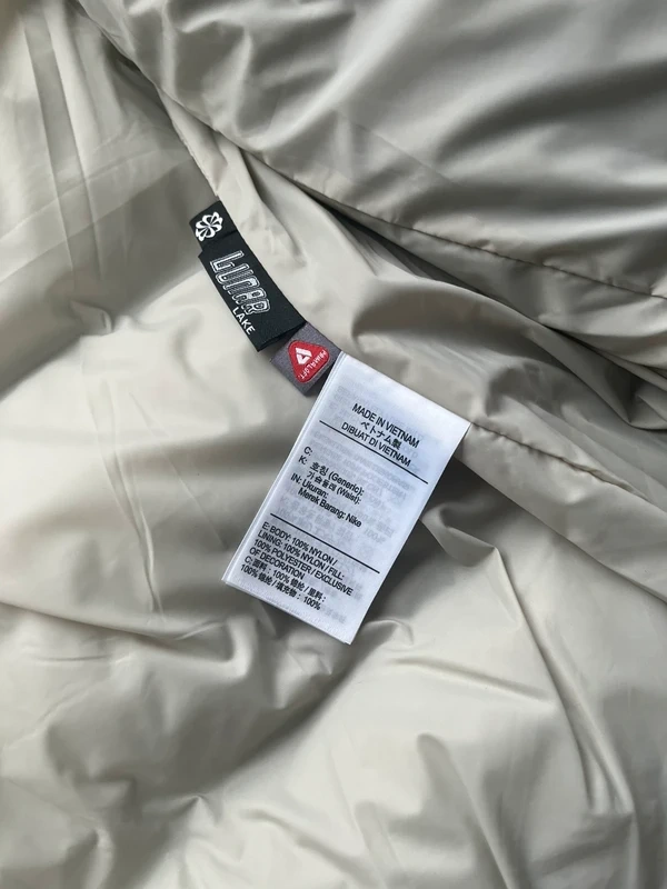 Nike ACG Lunar Lake Puffer Jacket - Green M - 10