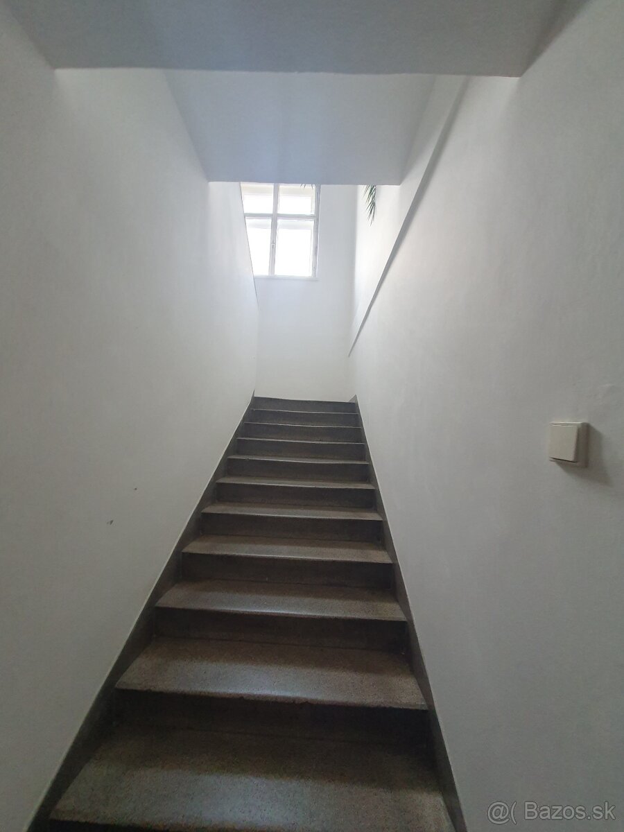 TIMA Real ponúka na predaj investičnú budovu v meste Myjava - 10