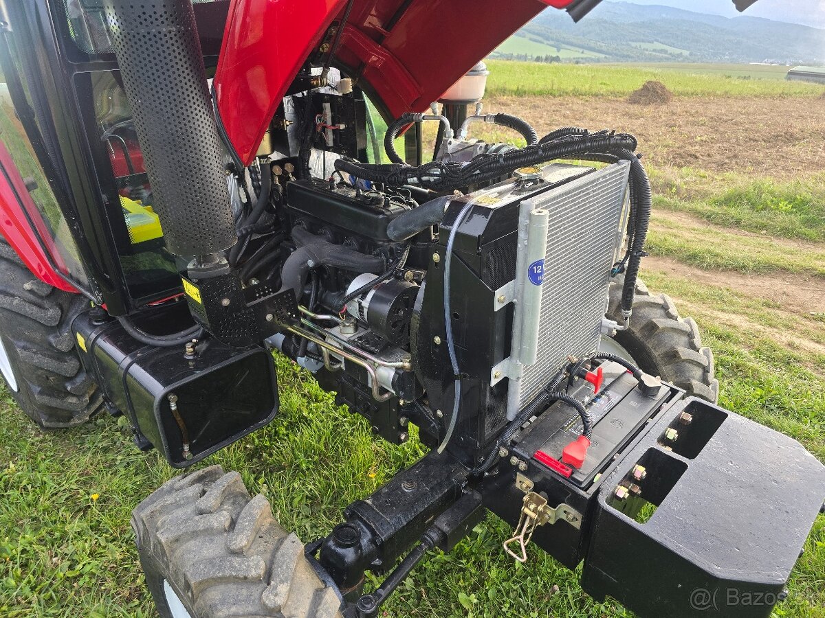 60-koňový traktor s klimatizovanou kabínou - 10