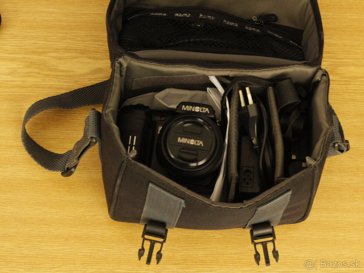 Minolta DiMAGE A1 - 10