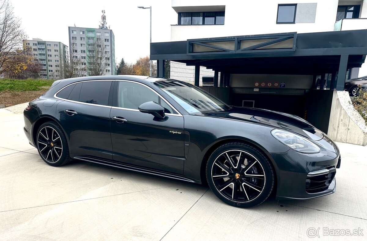 Porsche Panamera 4S Sport Turismo E-hybrid - 10
