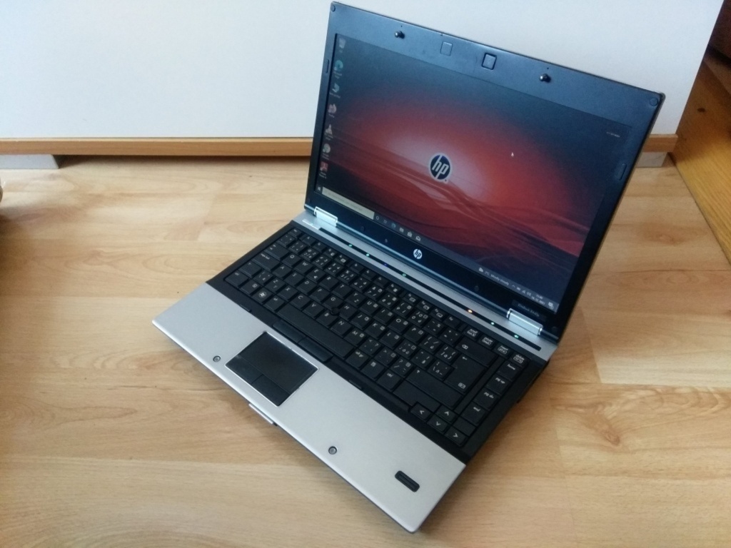 predám ntb HP / 4gb ram / Intel core i5 / 120gb ssd disk- - 10