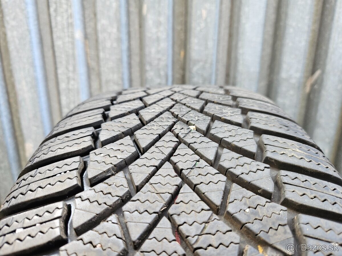 Originálna zimná sada VW - 5x112 r17 + 205/50 r17 93H - 10