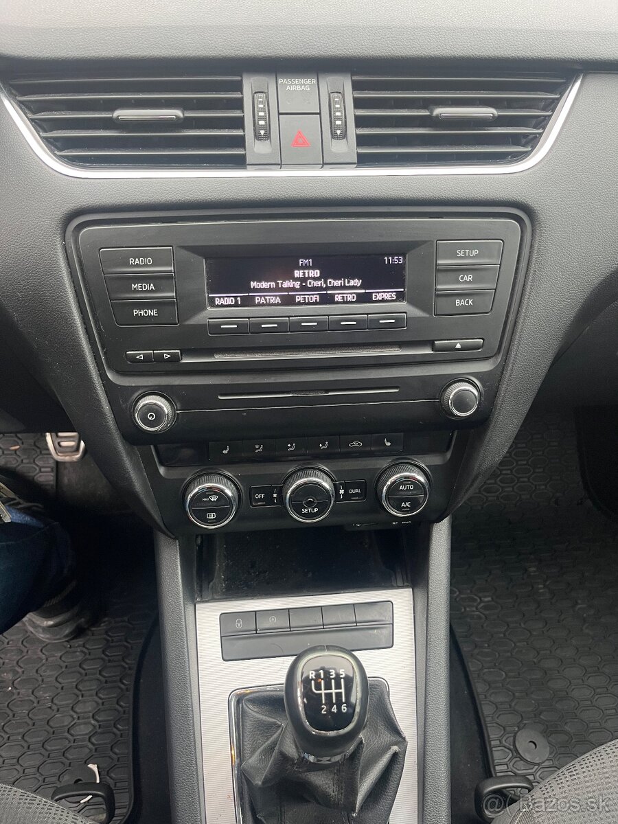 Škoda Octavia 1,4Tsi - 10