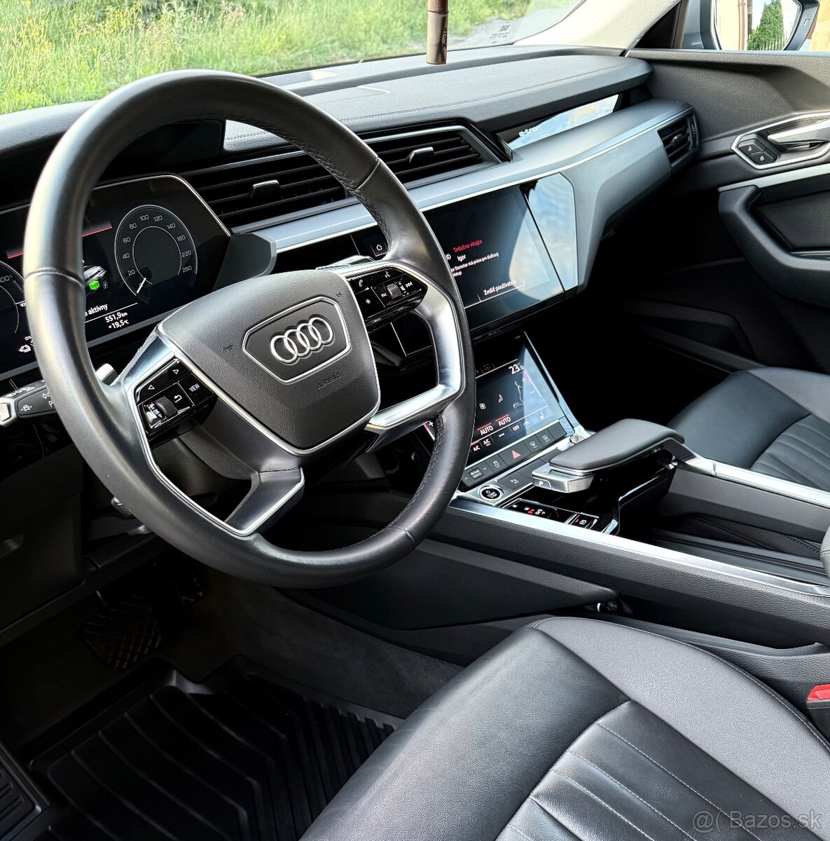 Audi E-tron e-tron 55 quattro Advanced 300kW 408HP A1 - 10