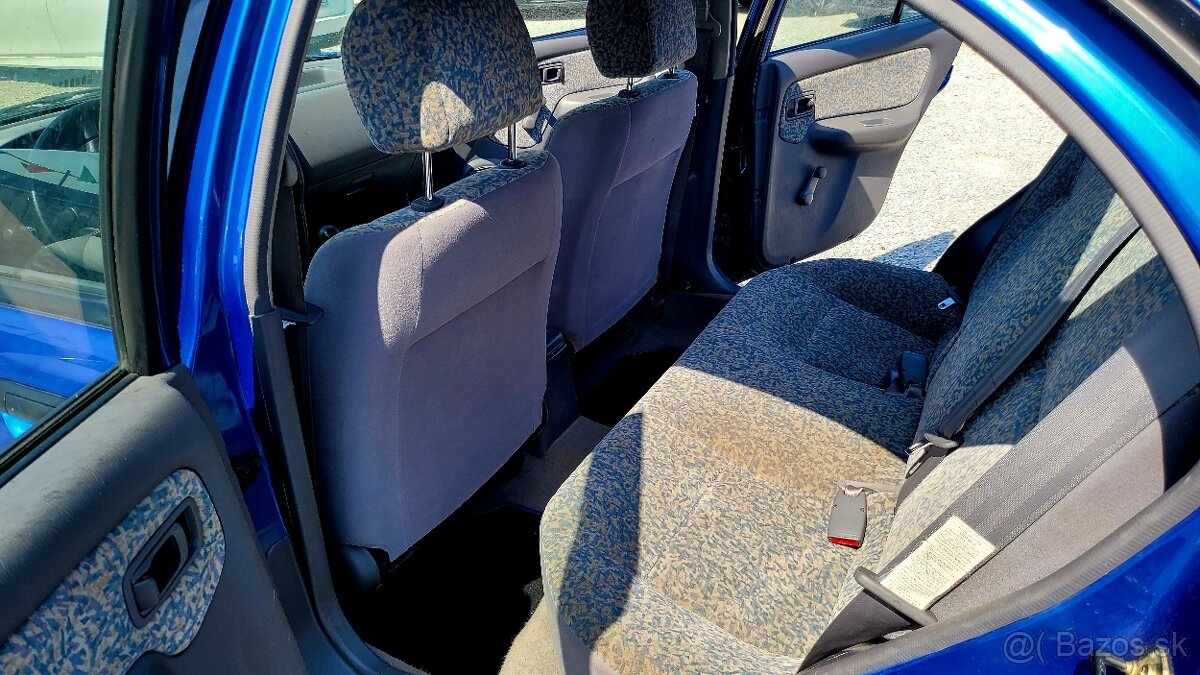 Nissan Almera 1.4 GX 65 kw benzín - 10