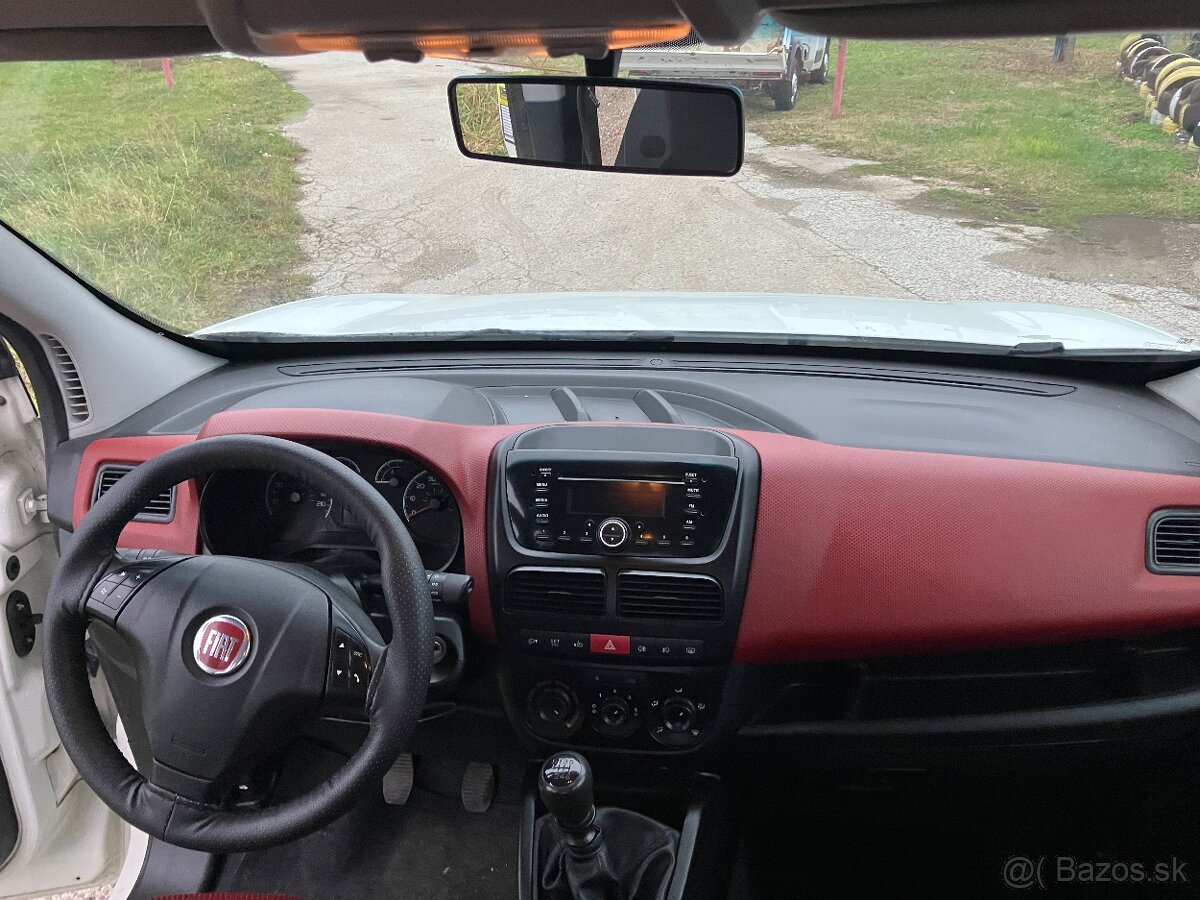 Fiat Doblo 1.6-16v JTD MultiJet - 10