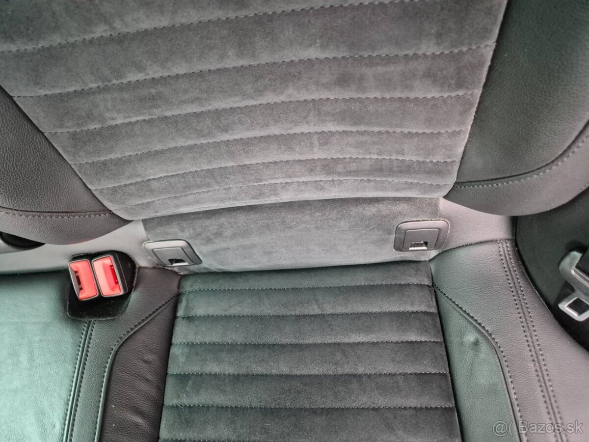 Volkswagen Passat Variant 2.0 TDI EVO Elegance - 10