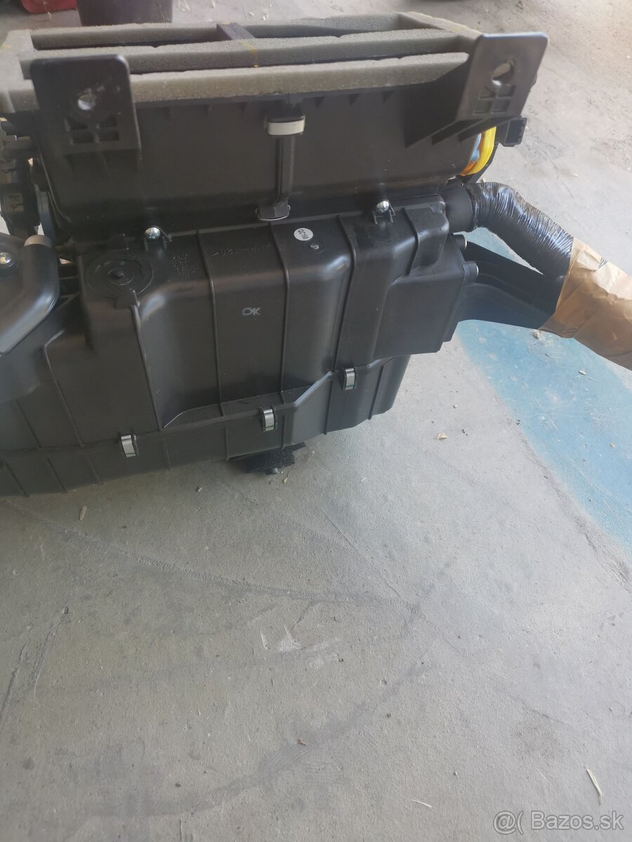 Predám komplet box z výparníkom - 10