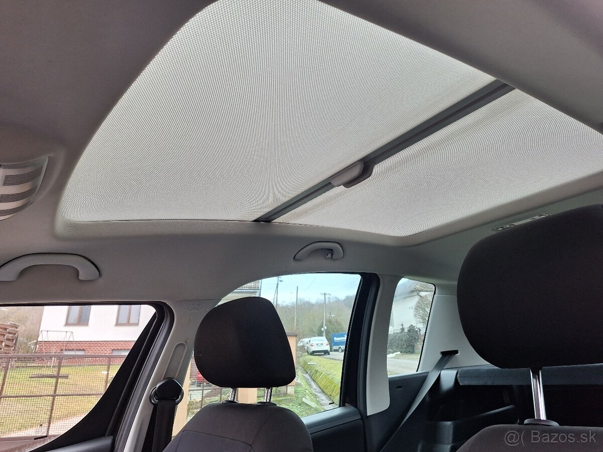 ŠKODA ROOMSTER 1,2TSI 4 VALEC KLÍMA - 10