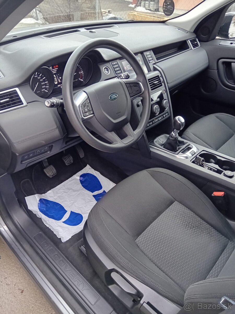Land Rover Discovery Sport - 10