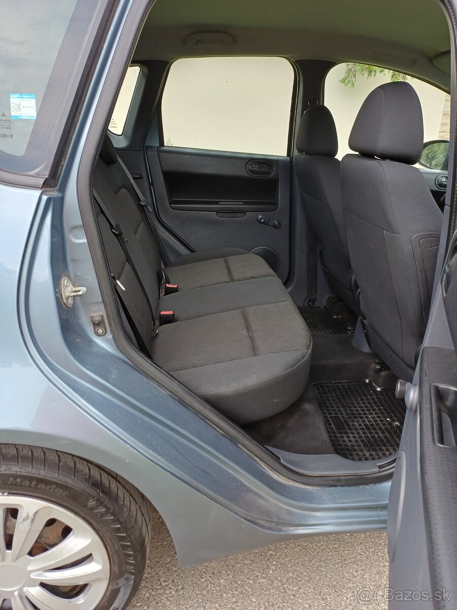 Mitsubishi Colt 1,1i - rok výroby 2009 - 10