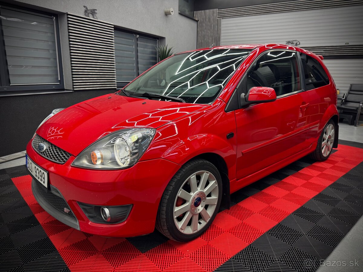 Ford Fiesta ST150 - 10