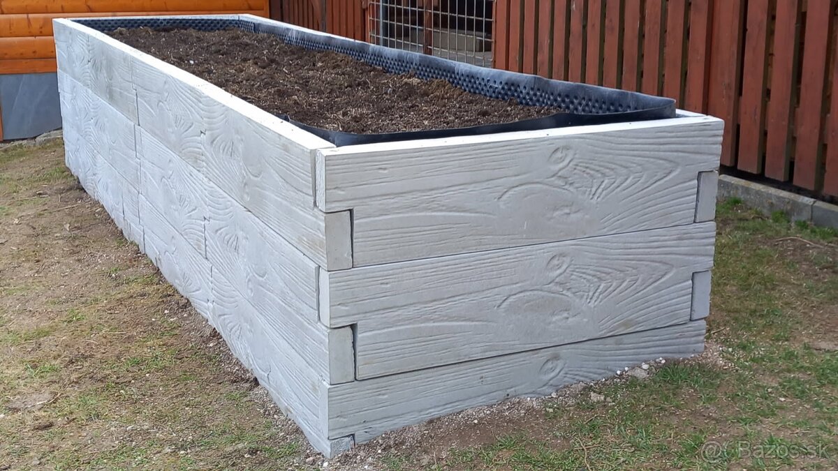 Vyvýšené betónové záhony - 10