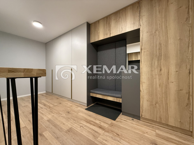 REZERVOVANÉ - 2izb.byt s balkónom v Ružinove - ("JARABINKY - 10