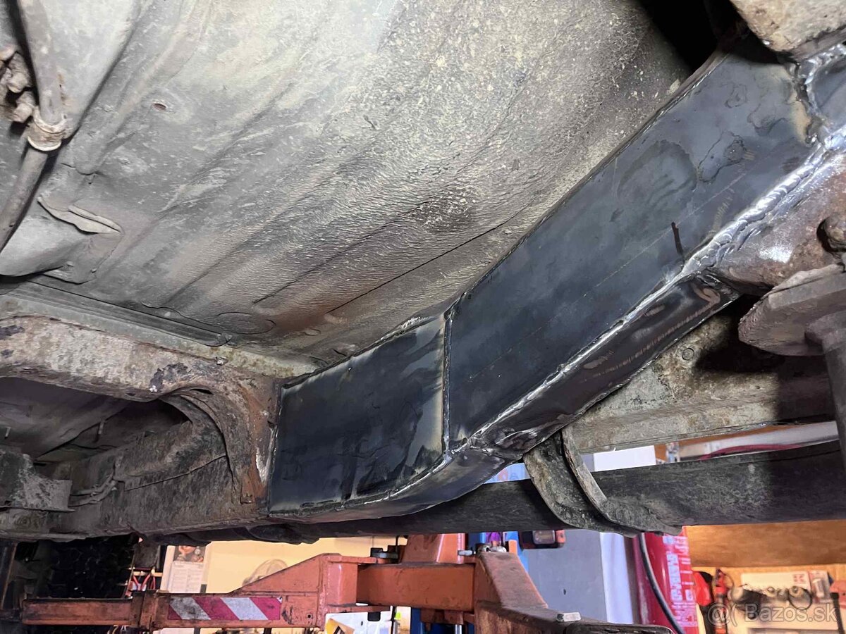 Nissan Navara D40 2.5 dCi 128kw - 10