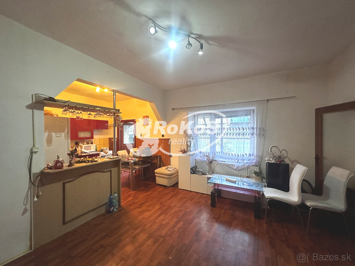 PREDAJ - Priestranný rodinný dom, Dobšiná - 10