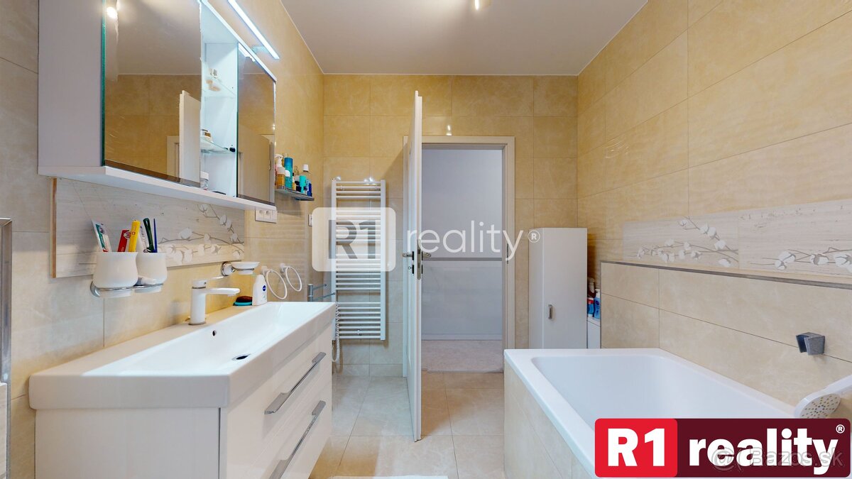 Dvojdom "SpA 24" /2 x 4 izbové byty s vlastným pozemkom/dv - 10