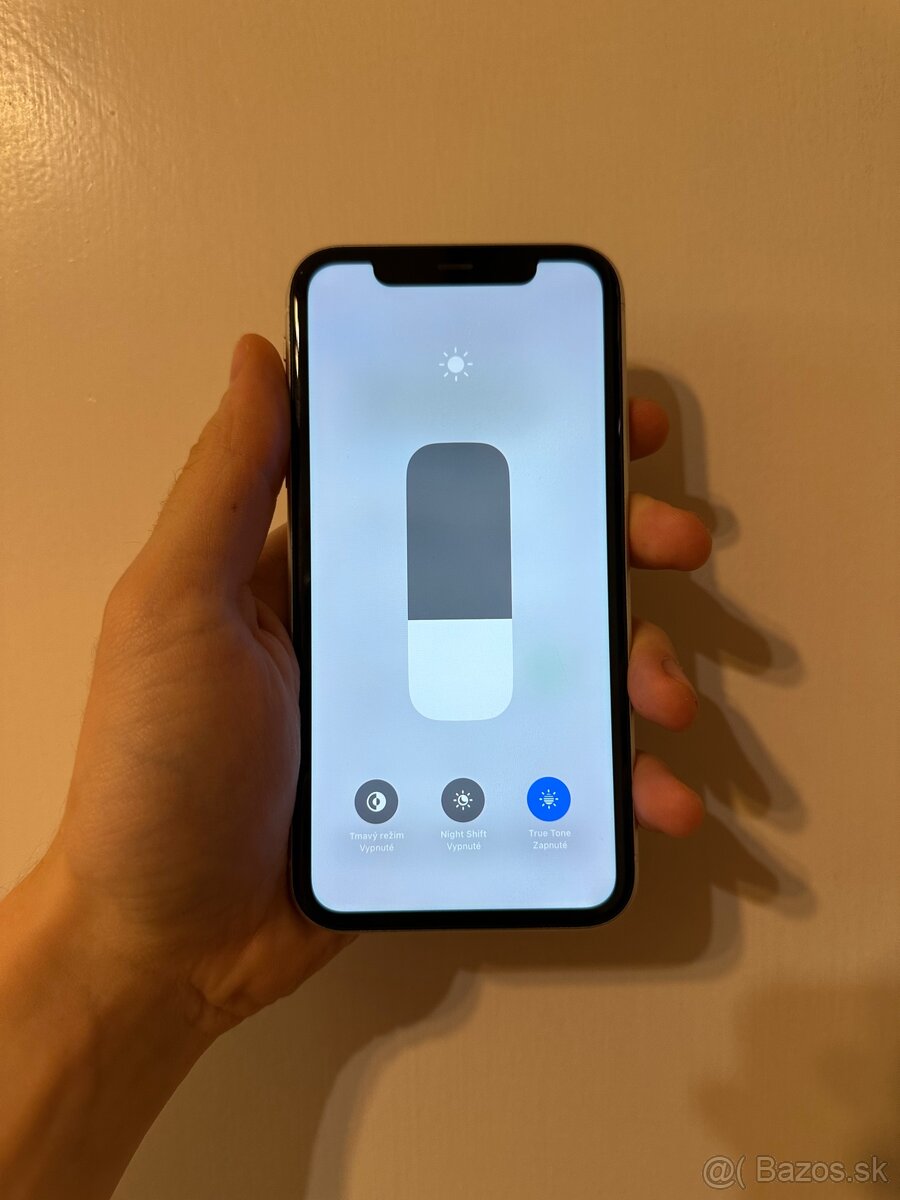 iPhone 11 64gb - Biely - 10