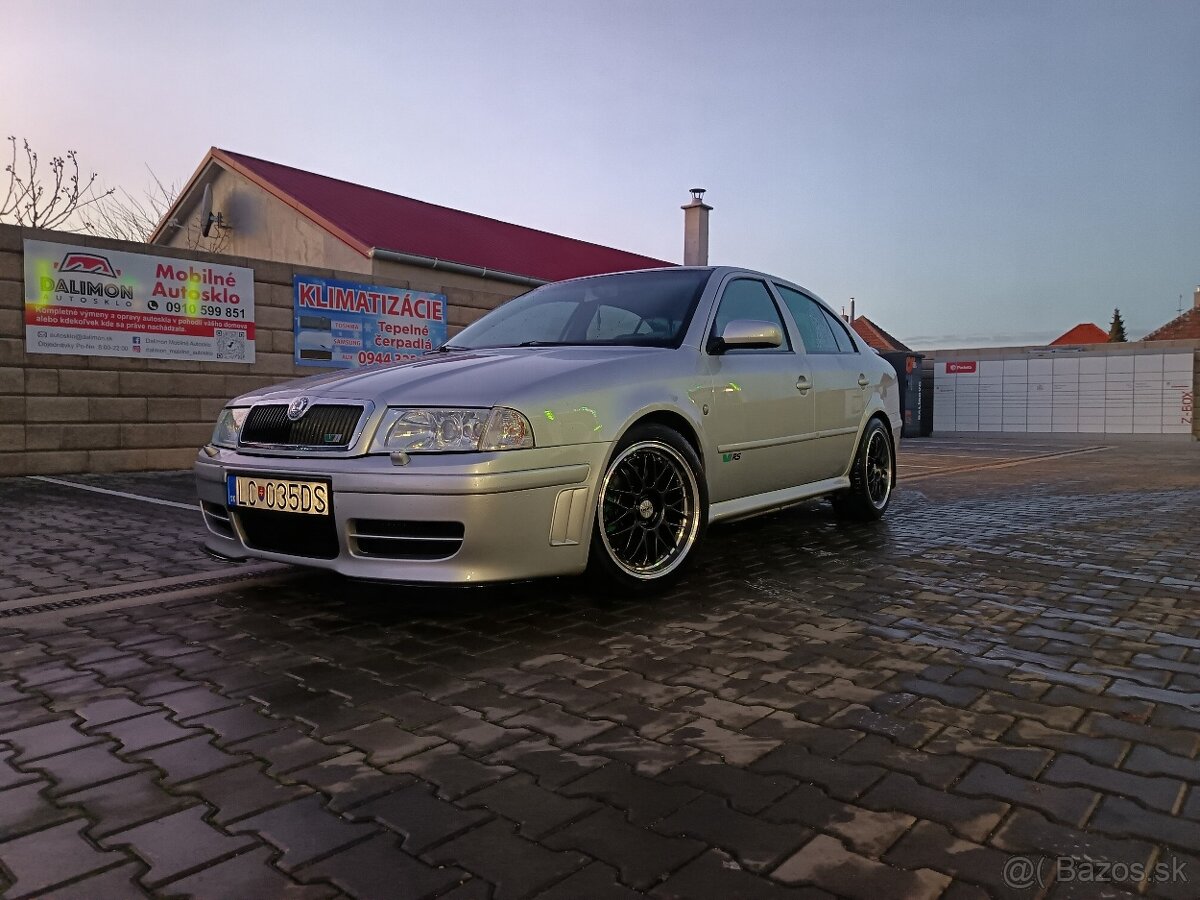 ŠKODA OCTAVIA 1 RS - 10