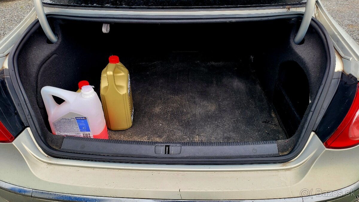 Volkswagen Passat CC 2.0 TDI-103 kw - 10