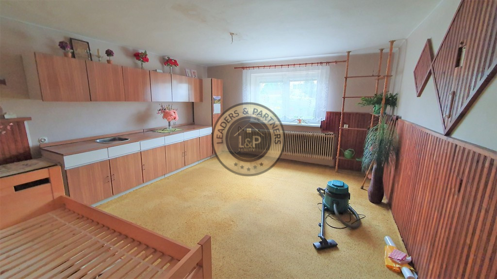 PREDAJ: veľký 2 poschodový rodinný dom Šuňava s výhľadom na - 10