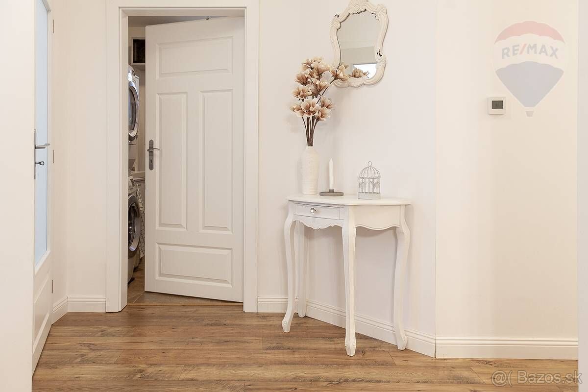 Na predaj 5-izbový rodinný dom v Sološnici - 10