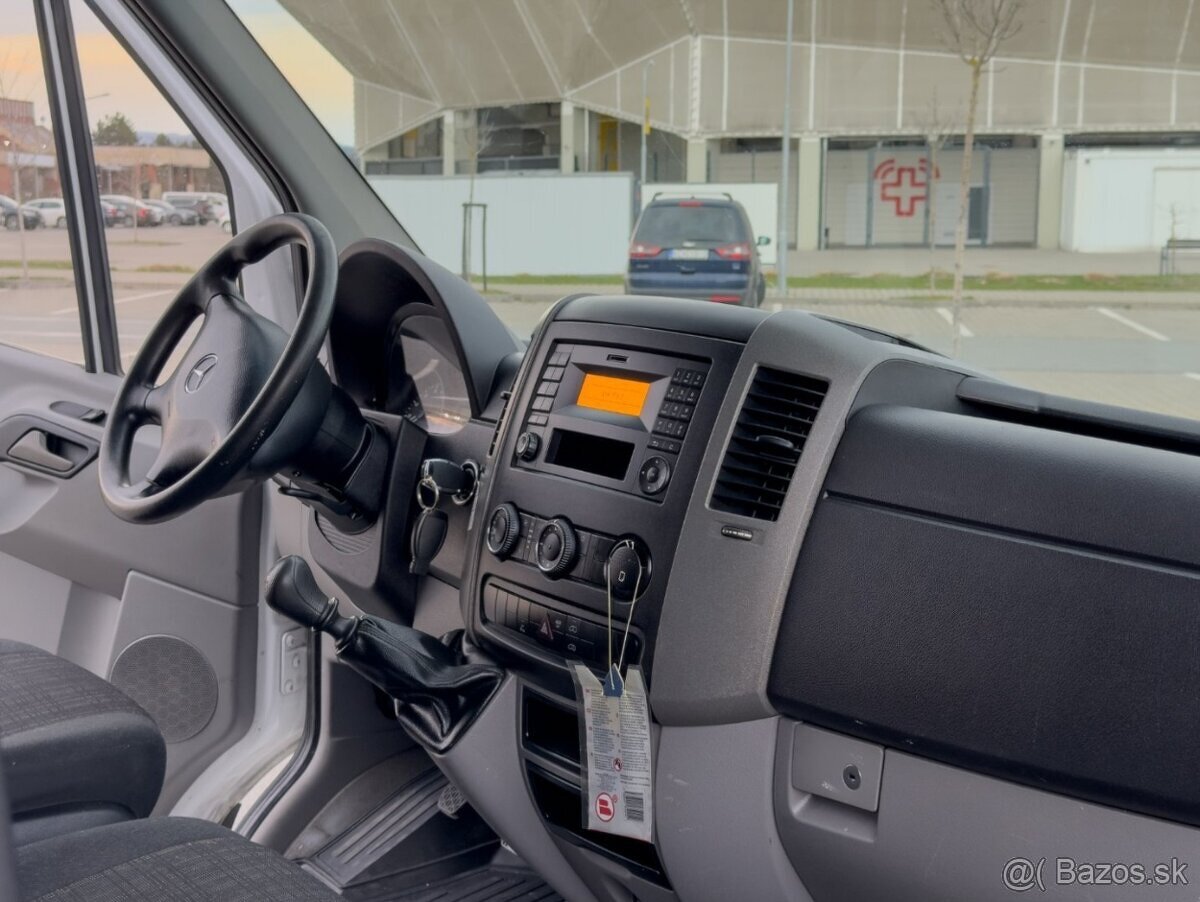 Mercedes Sprinter - 10