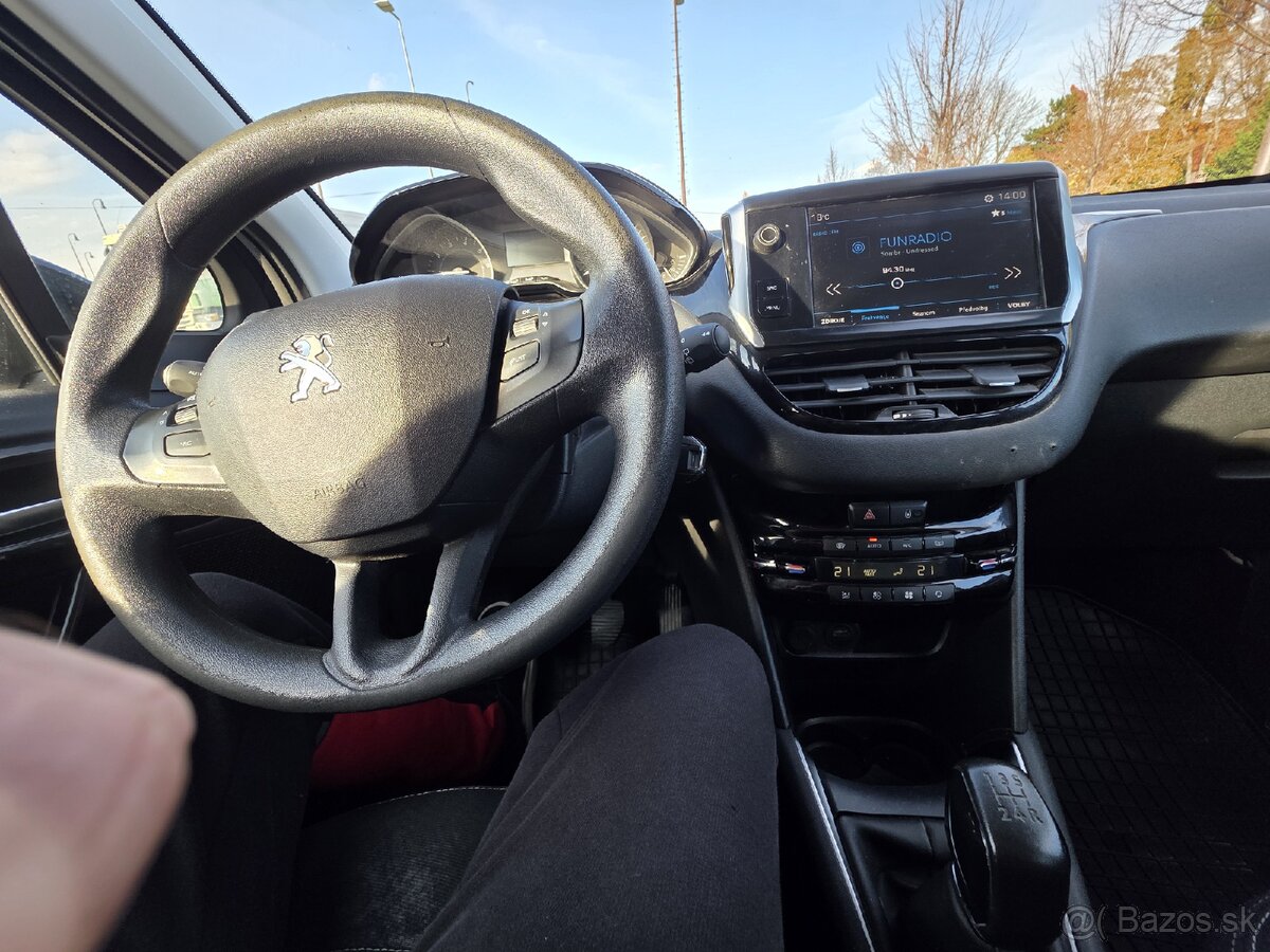 Peugeot 208 1.2 PureTech Active - 10