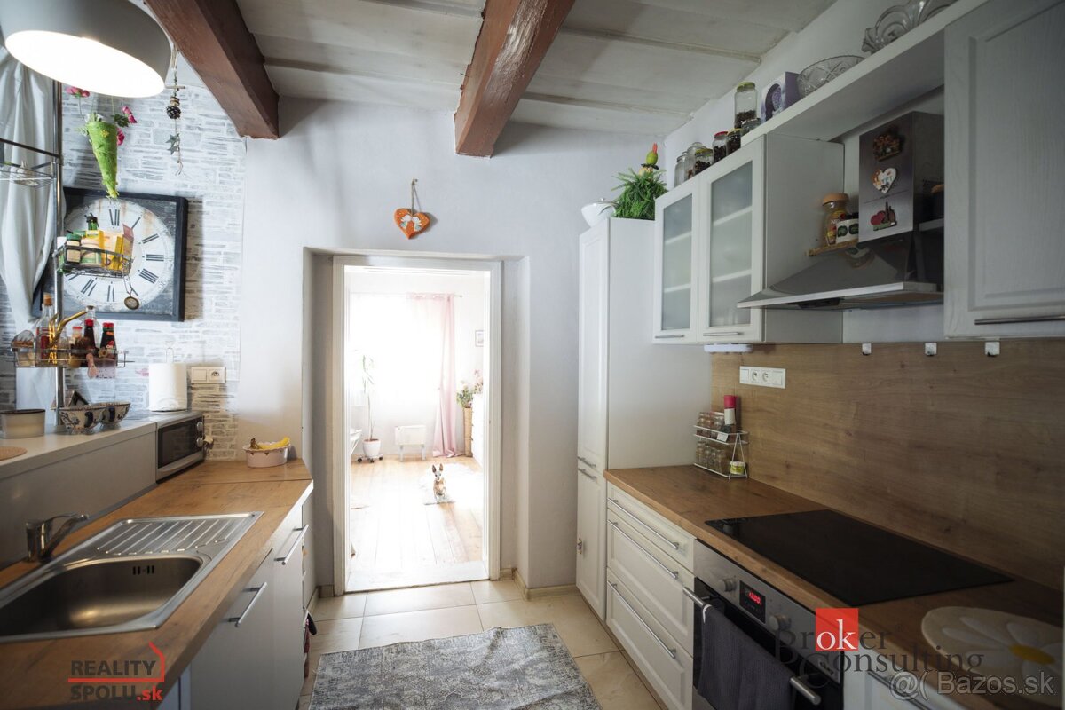 Na predaj rodinný dom v obci Tajov, len 7km od Banskej Bystr - 10