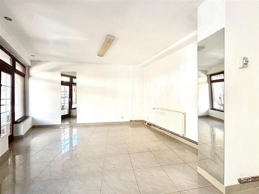 Prenájom viacerých obchodných priestorov – Piešťany, centrum - 10