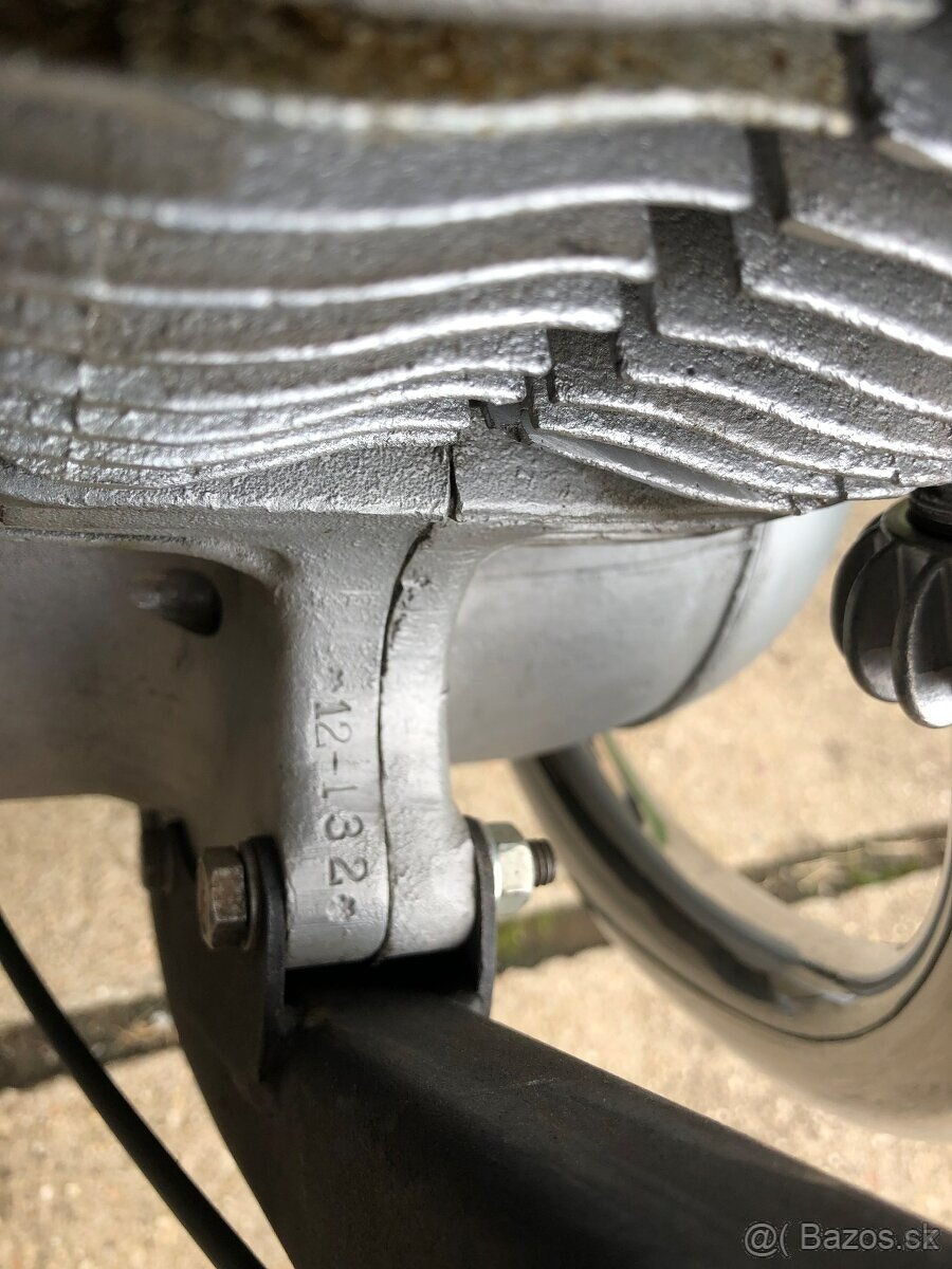 Ogar 350 typ 12, pérák 350 r.v. 1948 - výrobní číslo 132 - 10