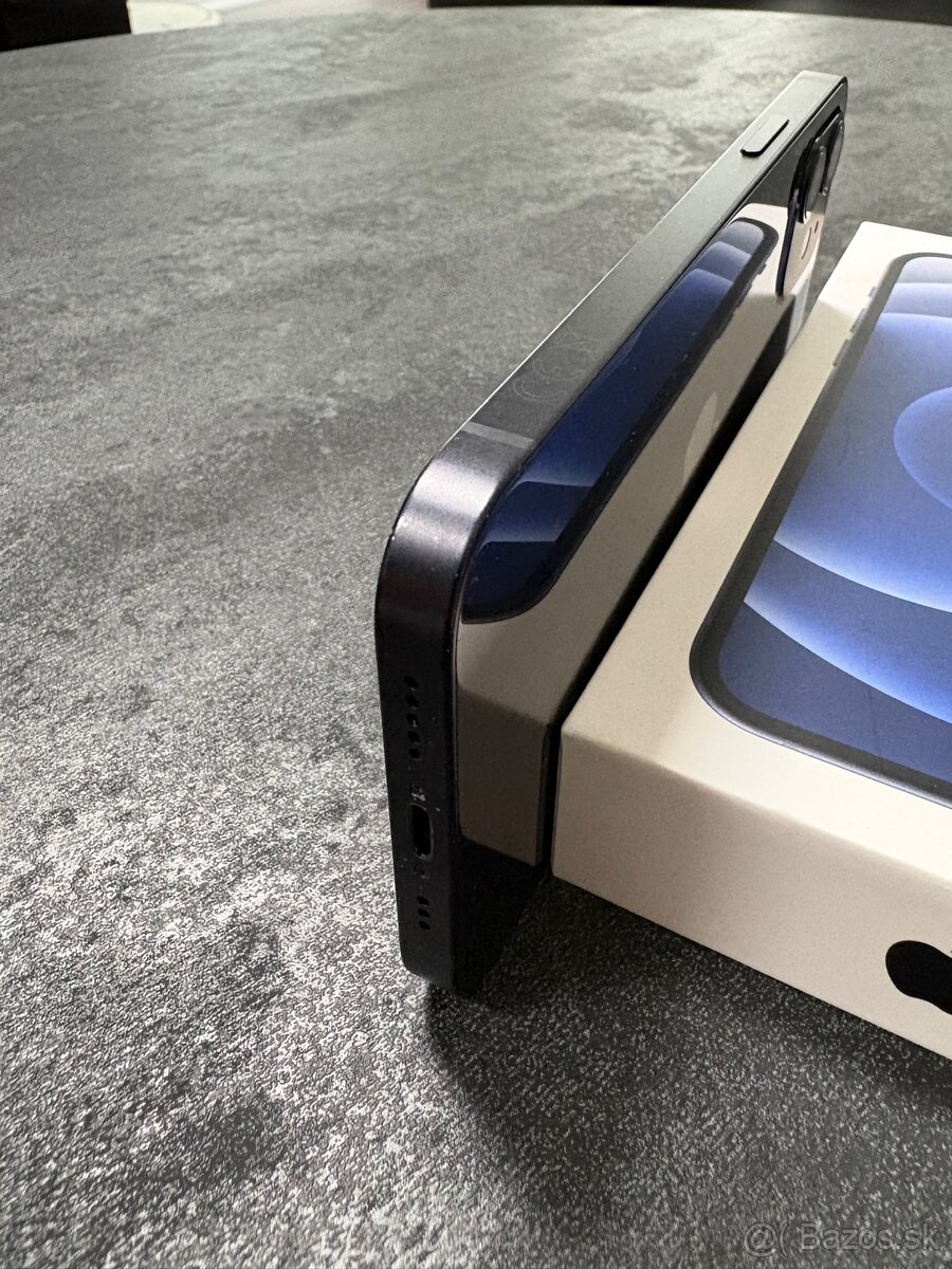 Predám iPhone 12 Black 128gb - 10