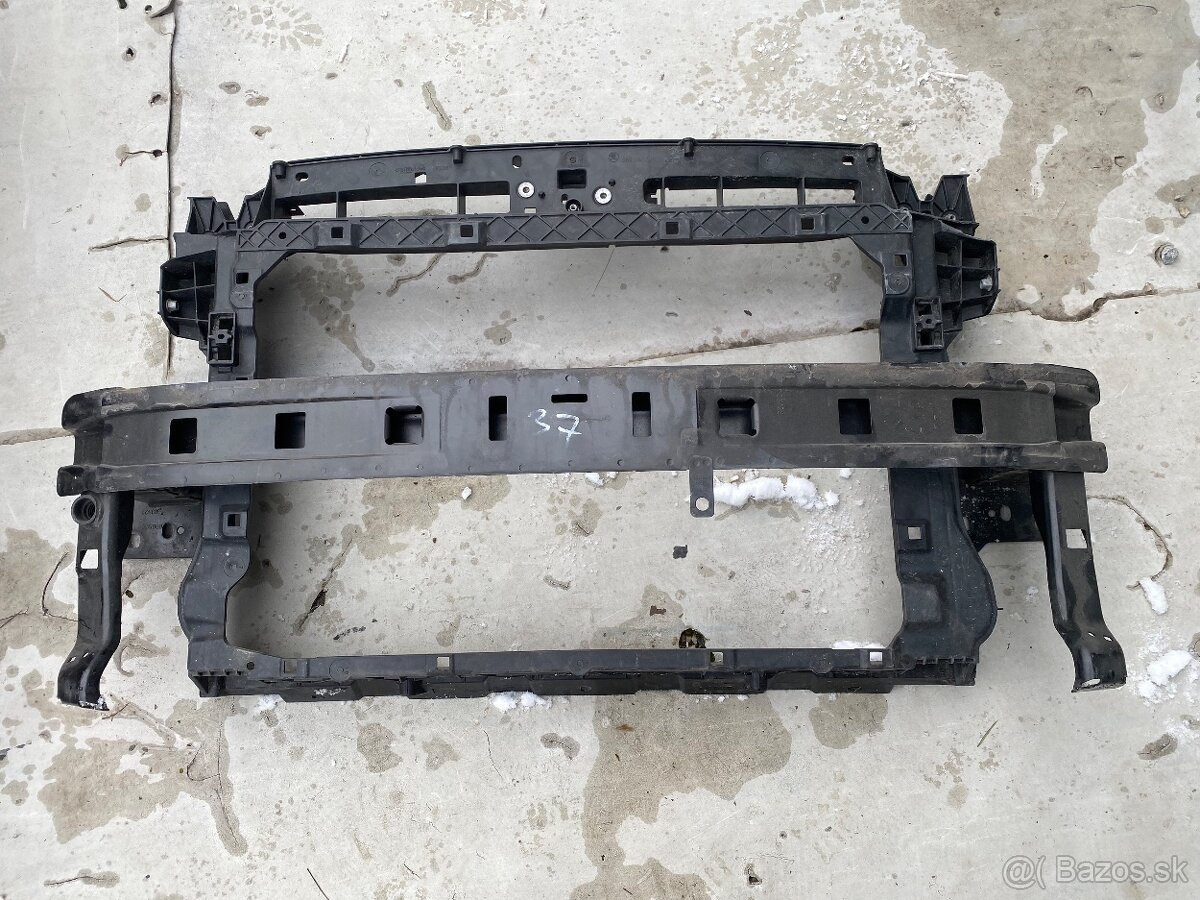 ŠKODA NÁHRADNÉ DIELY KAROSÁRSKE - 10