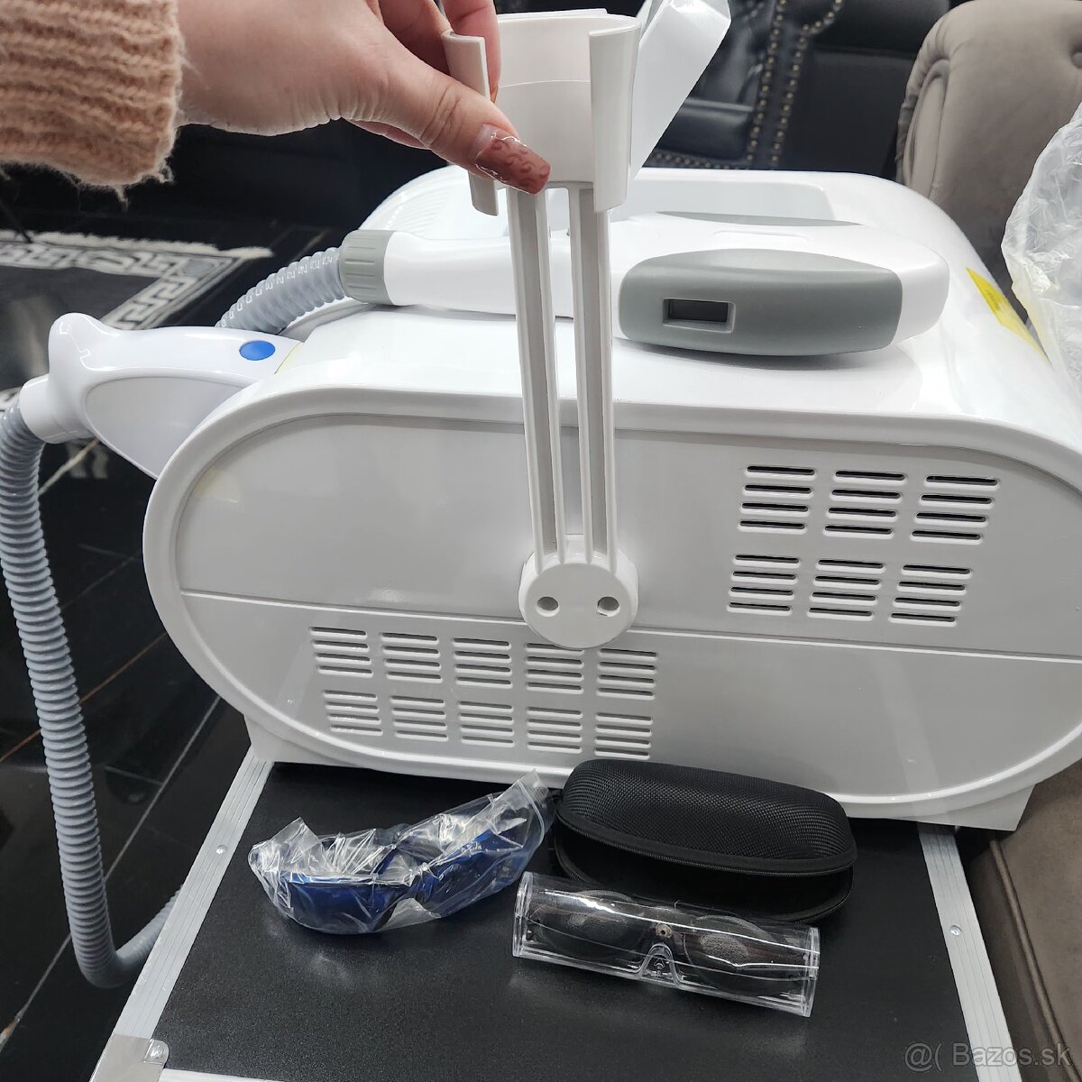 Multifunkčný kozmetický prístroj - 10