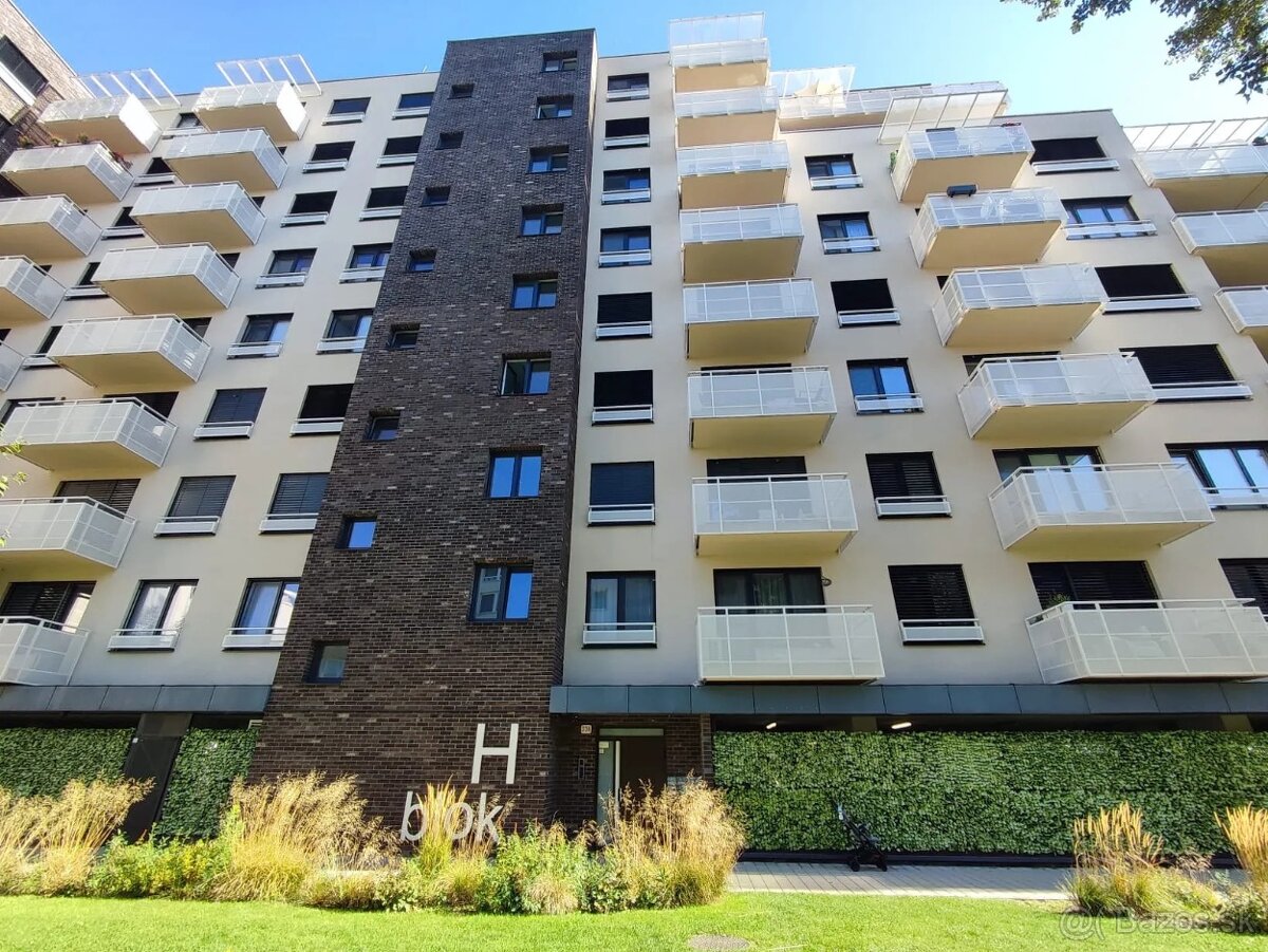 Realitný kancelária REALADR s.r.o. - 10