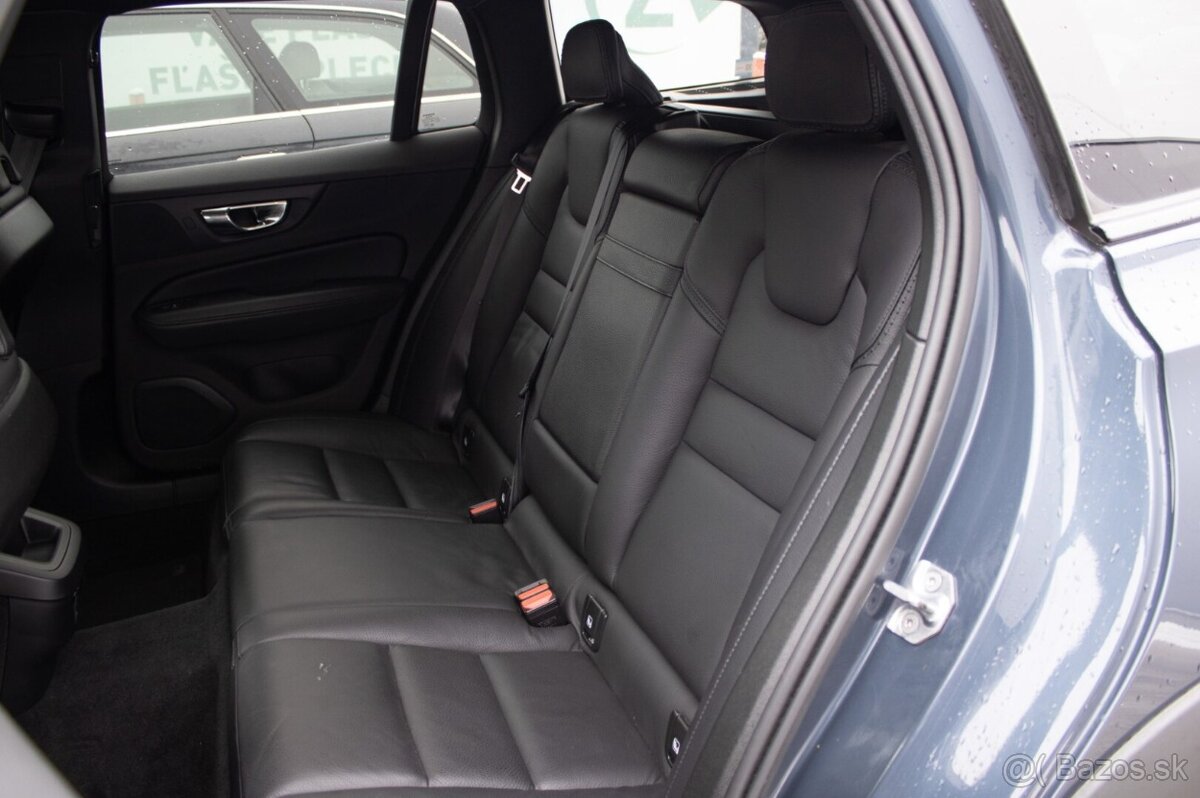 Volvo V60 Cross Country D4 AWD Pro AUTO. - 10