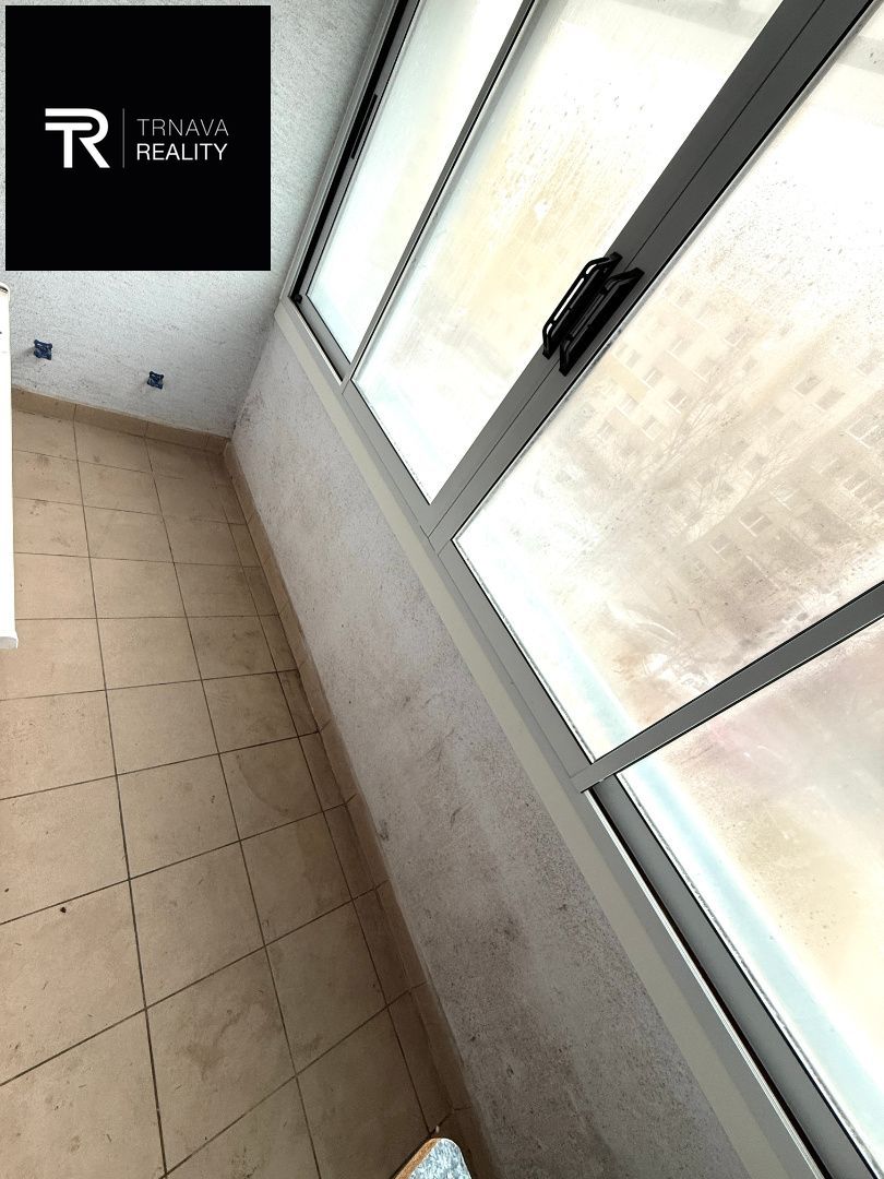 EXKLUZÍVNE TRNAVA REALITY - 3 izbový byt s loggiou, 66,13 - 10