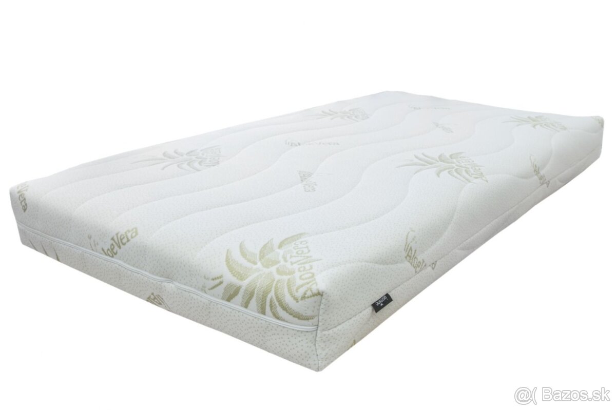 Postieľka biela / prírodná - vyrezávaný macko viac farieb - 10